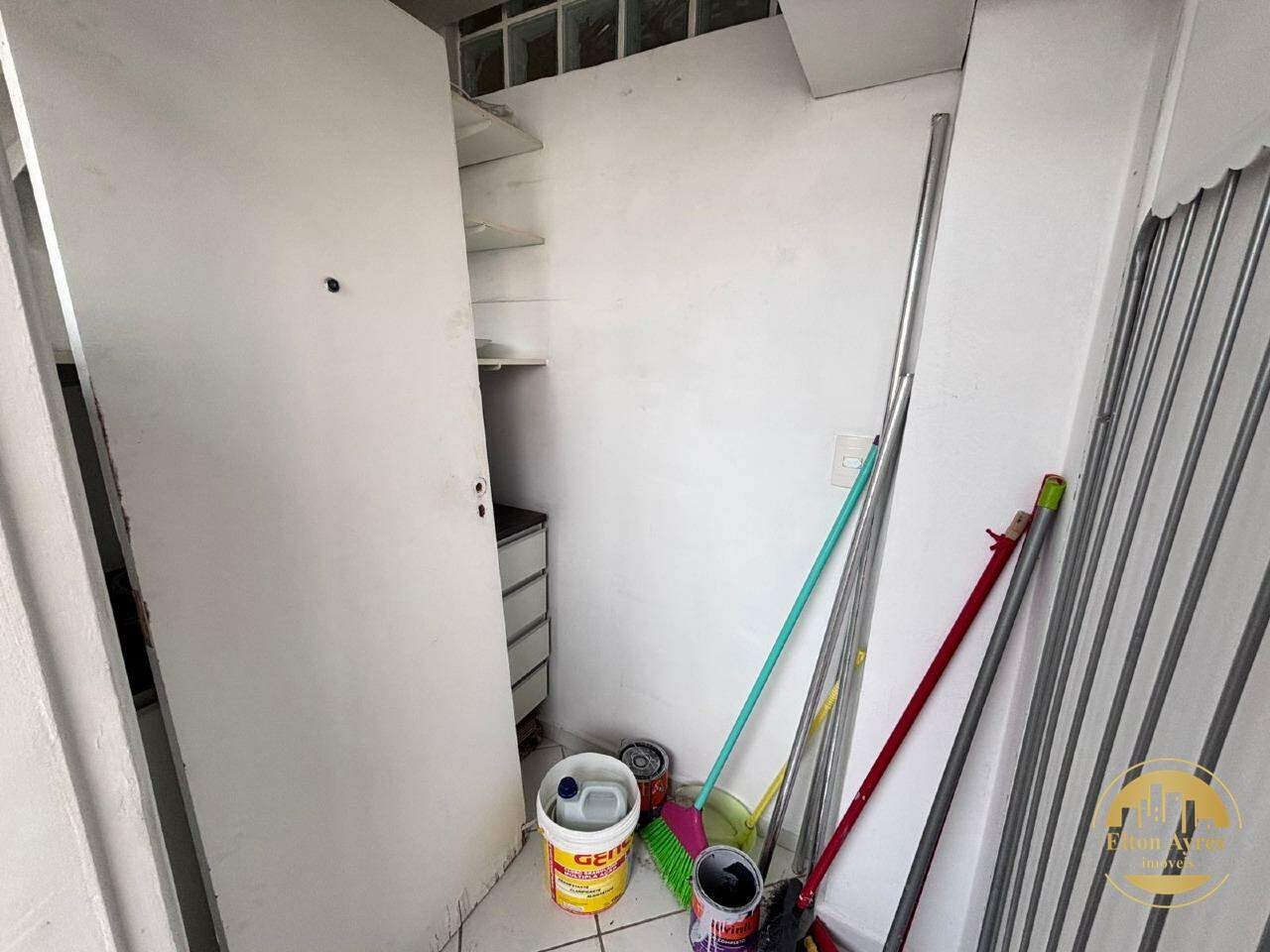 Apartamento à venda em Gonzaga, Santos - SP: