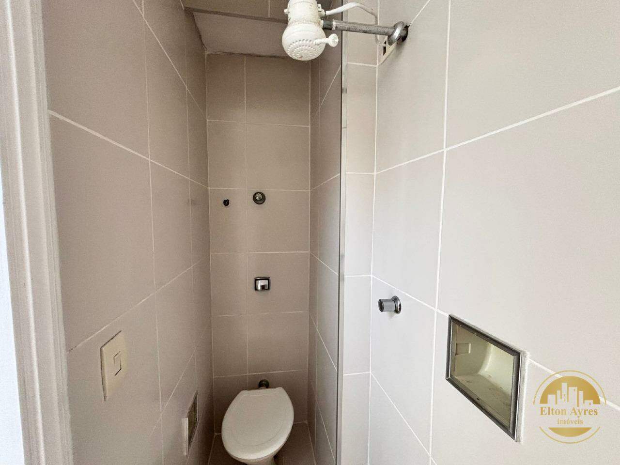 Apartamento à venda em Gonzaga, Santos - SP: