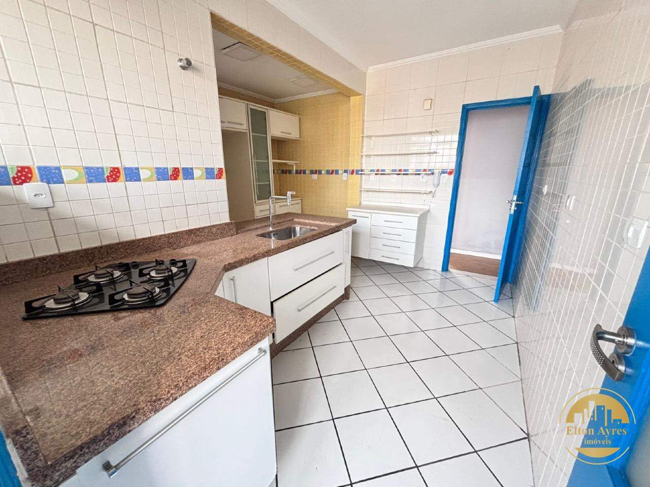 Apartamento à venda em Gonzaga, Santos - SP: