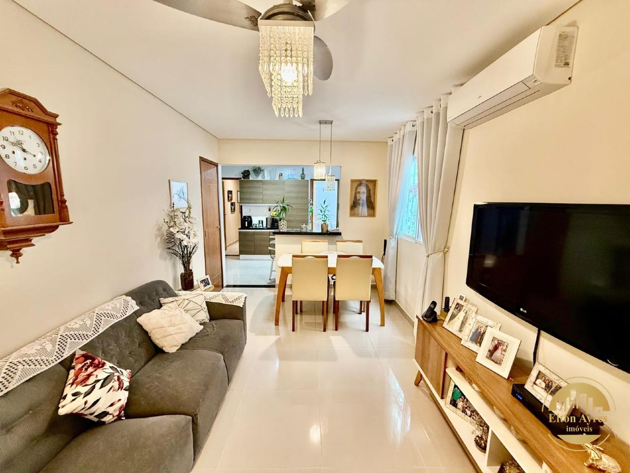 Casa à venda no Marapé: 