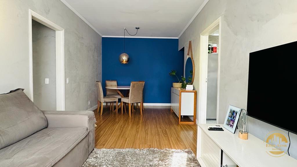 Apartamento à venda no Embaré: