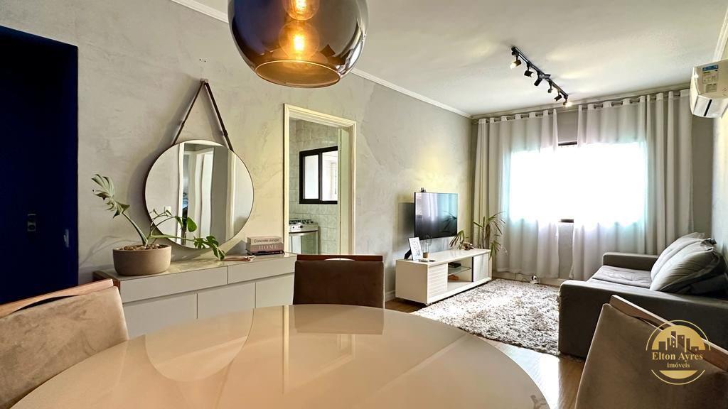 Apartamento à venda no Embaré: