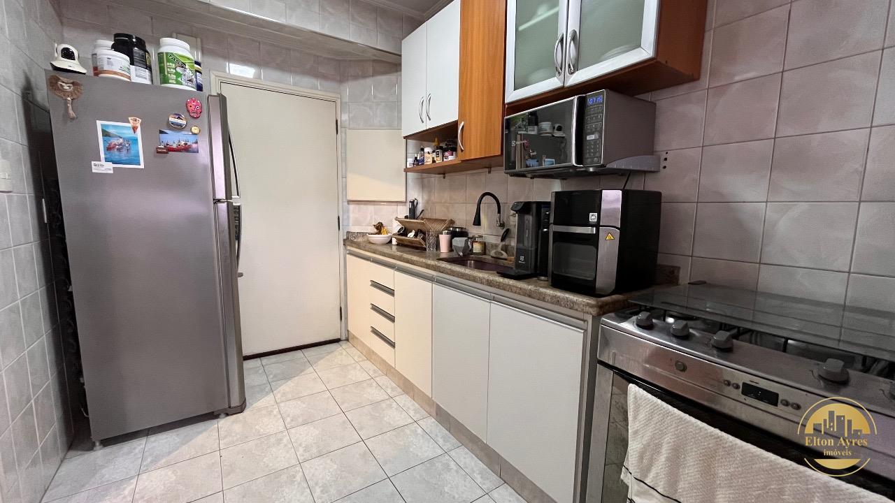 Apartamento à venda no Embaré:
