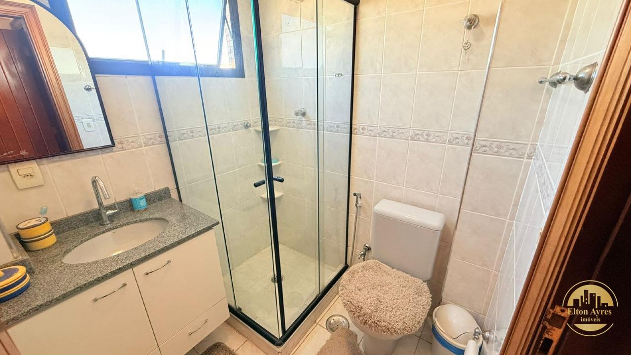 Cobertura à venda no Embaré: 