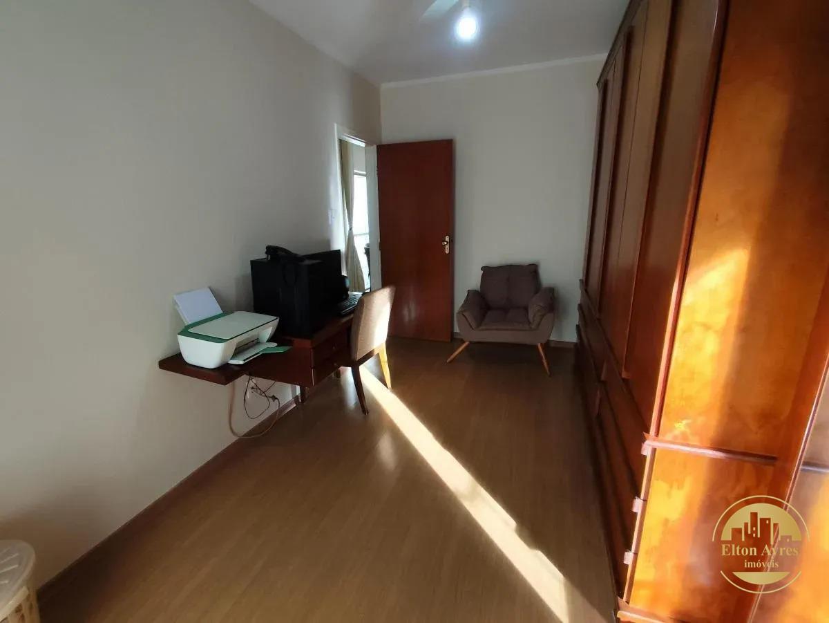 Apartamento à venda no Campo Grande: 