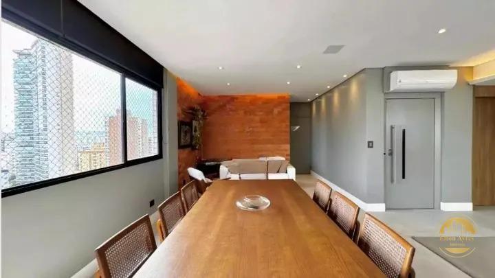 Cobertura à venda no Embaré: 