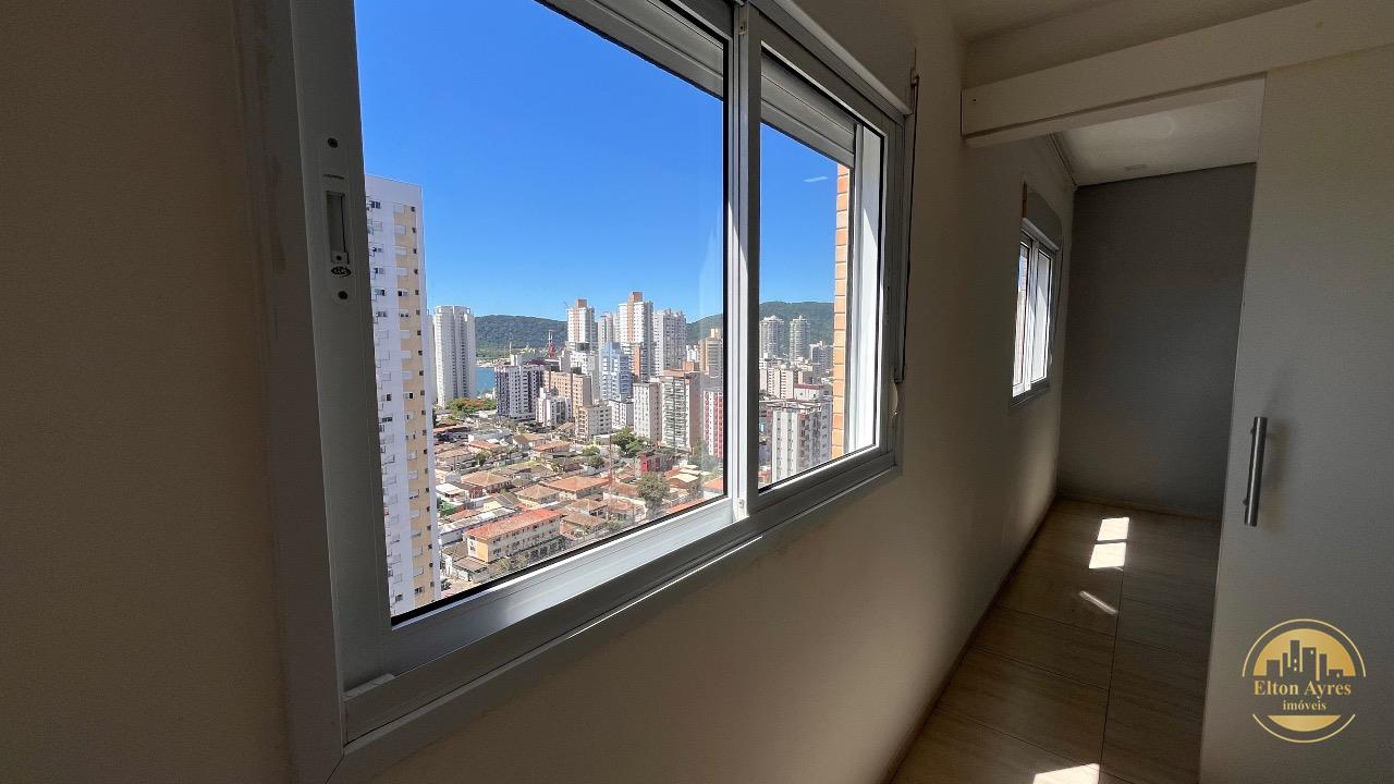 Apartamento à venda no Ponta da Praia: