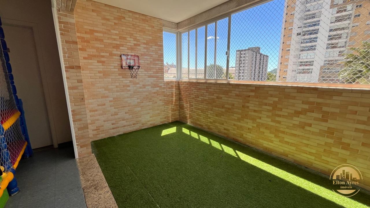 Apartamento à venda no Ponta da Praia: