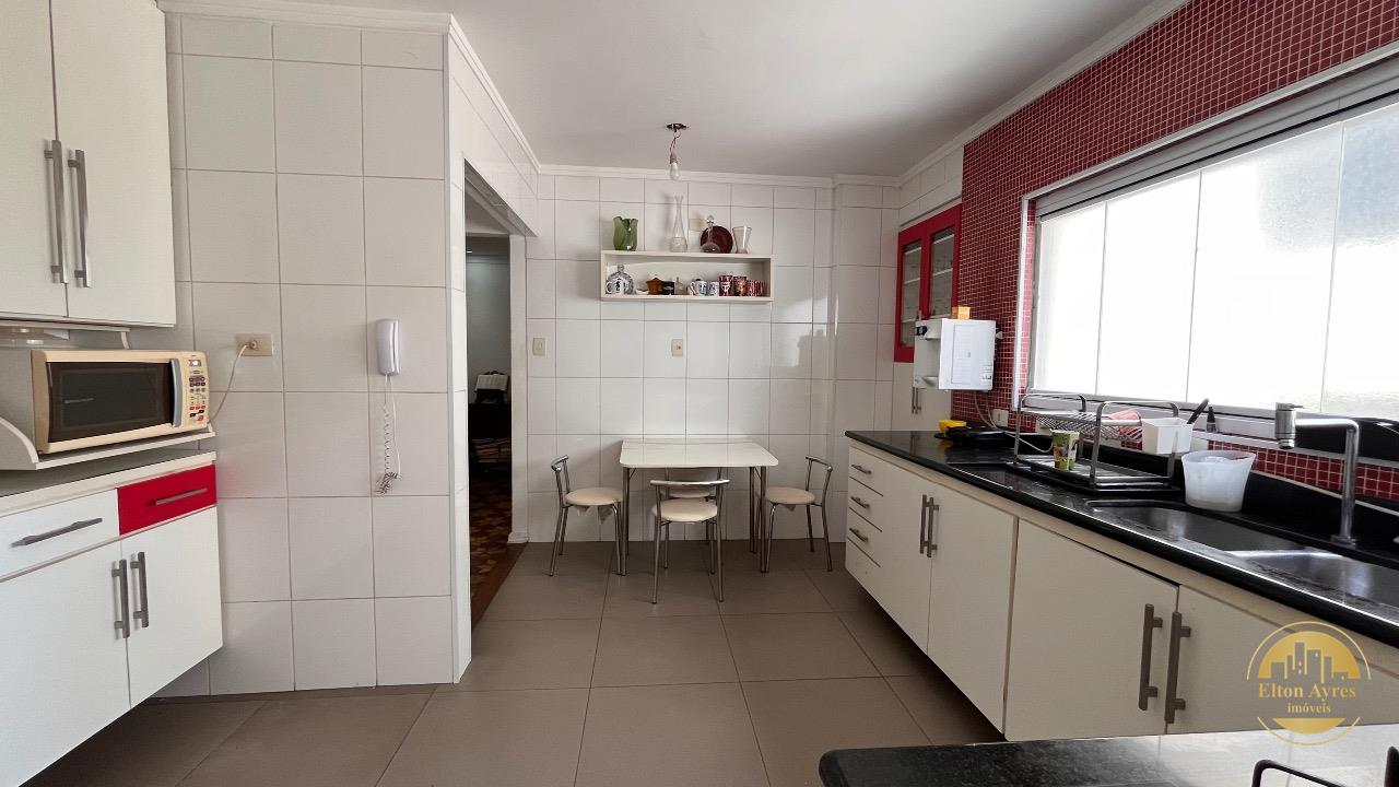 Apartamento à venda no Ponta da Praia: