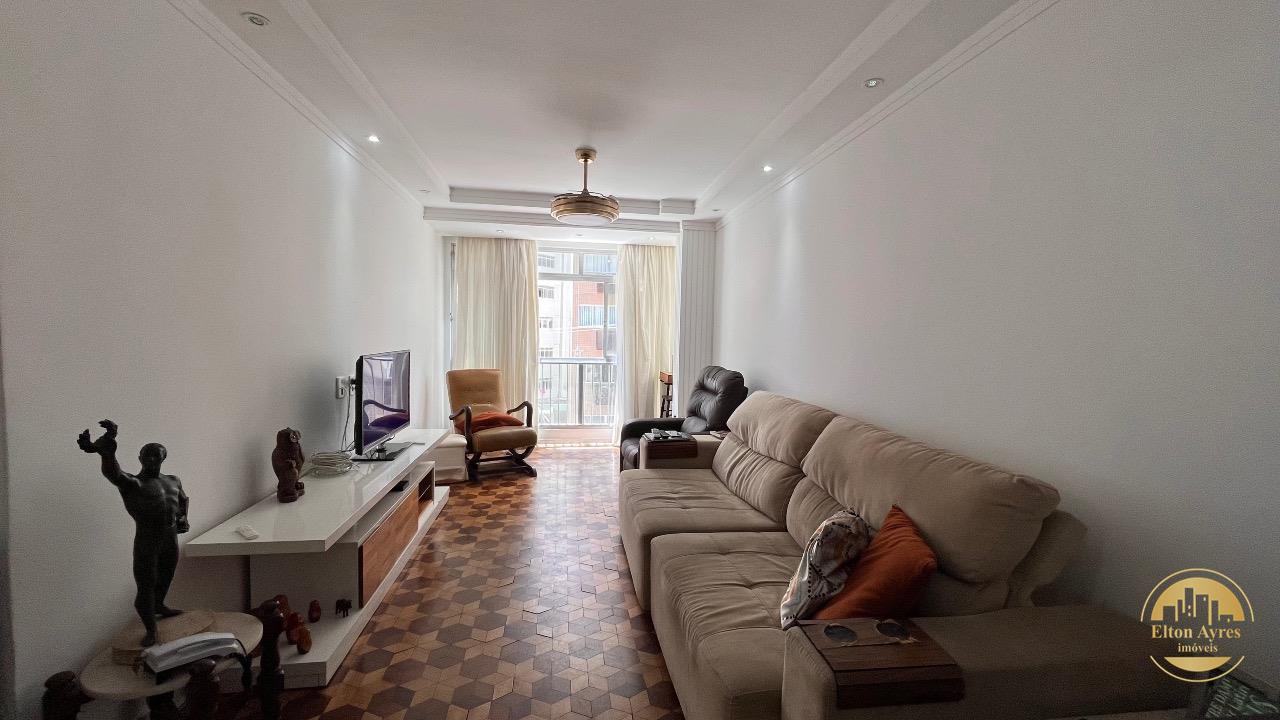 Apartamento à venda no Ponta da Praia: 