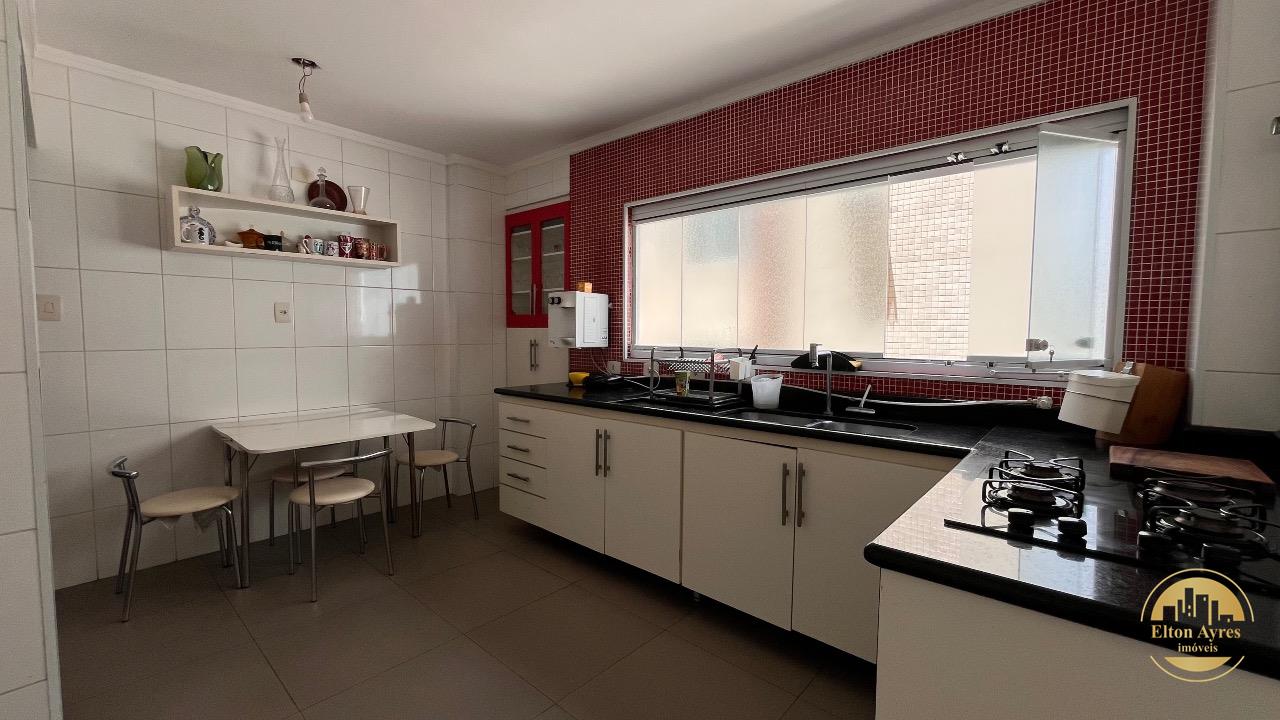 Apartamento à venda no Ponta da Praia: