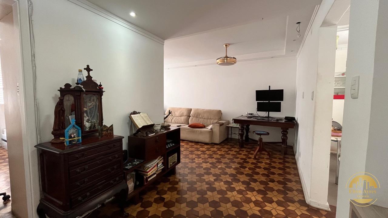 Apartamento à venda no Ponta da Praia: