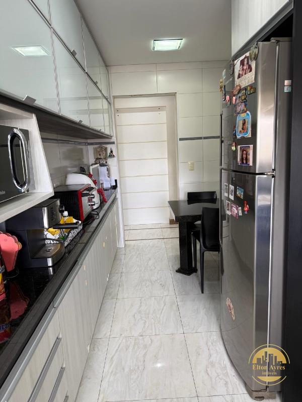 Apartamento à venda no Embaré: