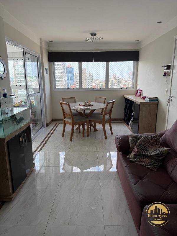 Apartamento à venda no Embaré: 