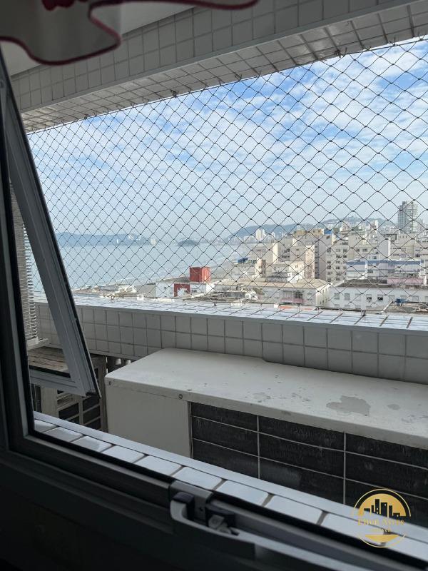 Apartamento à venda no Embaré: