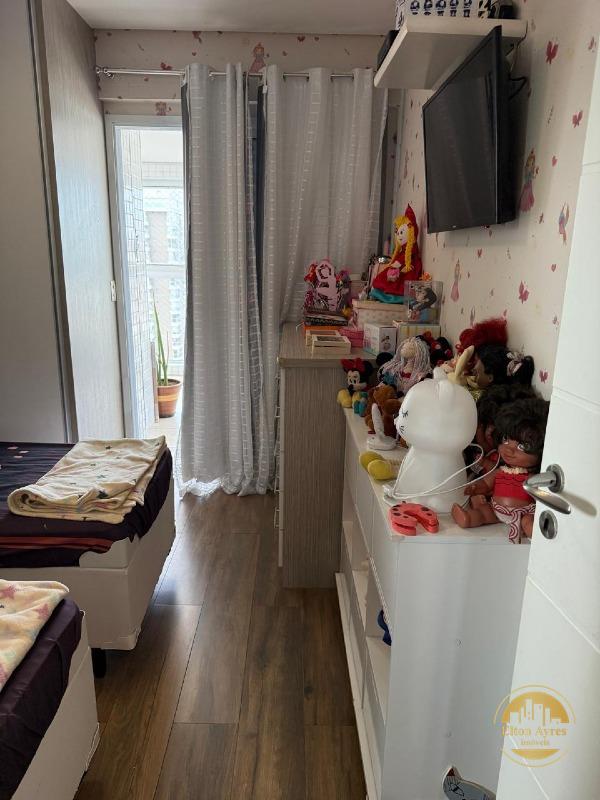 Apartamento à venda no Embaré: