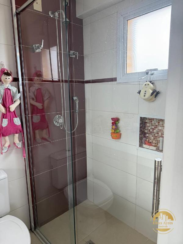 Apartamento à venda no Embaré: