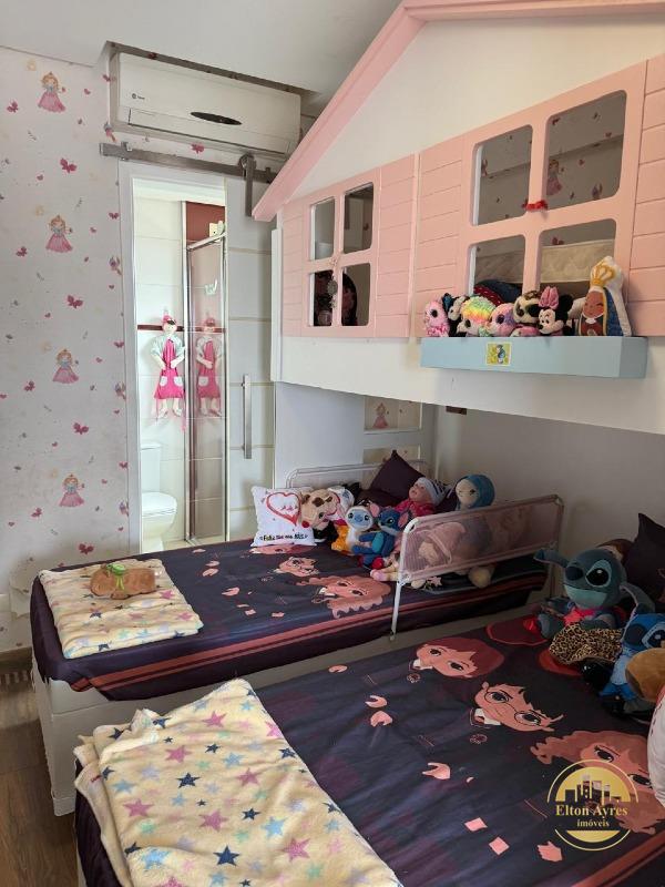 Apartamento à venda no Embaré: