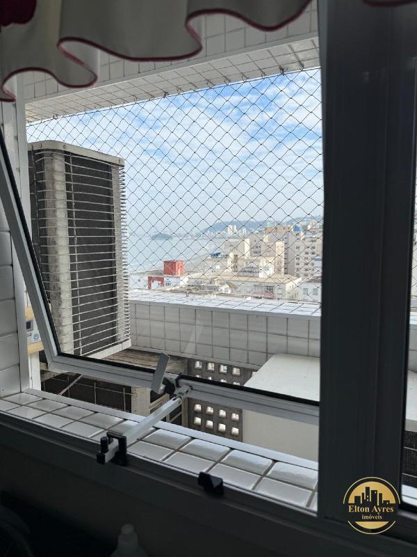 Apartamento à venda no Embaré: