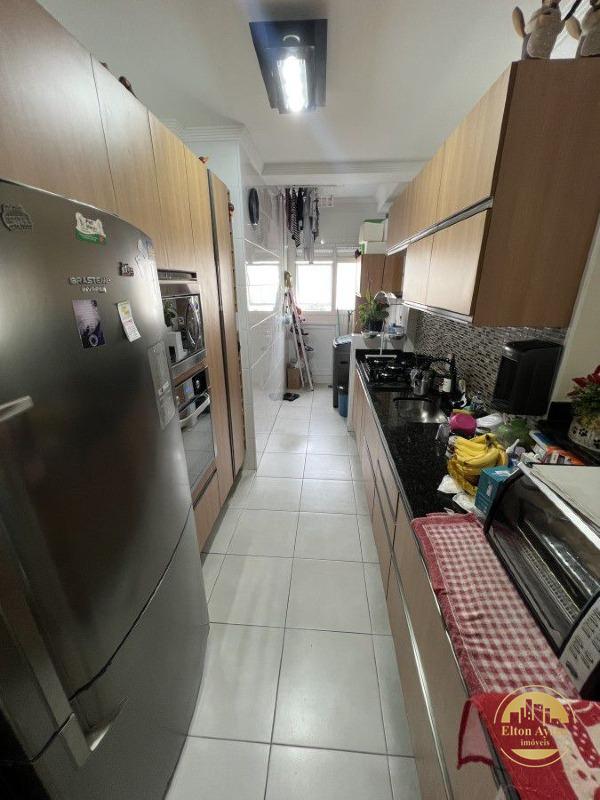 Apartamento à venda no Marapé: 