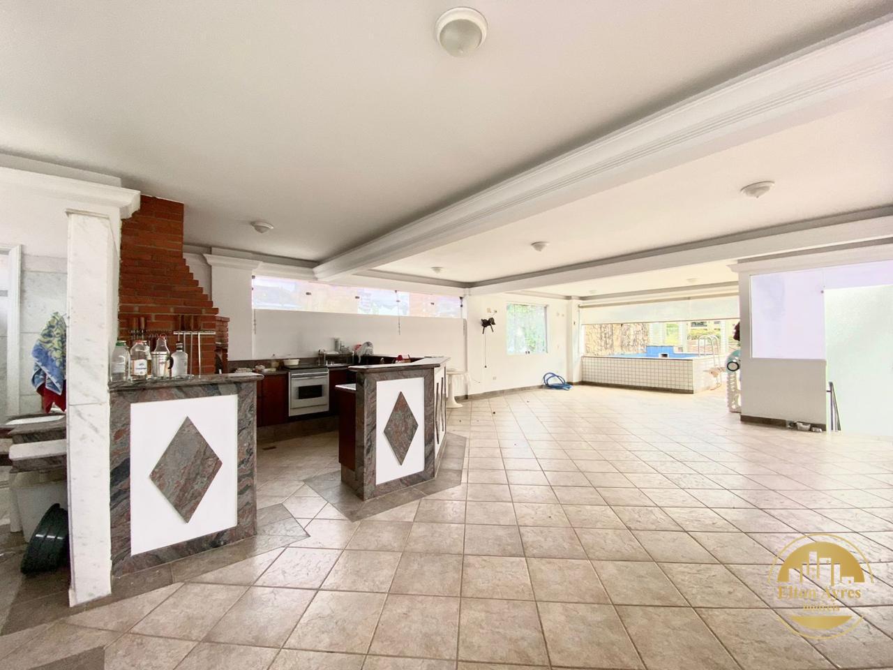 Casa à venda no Ponta da Praia: 