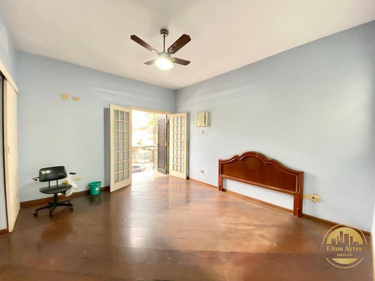 Casa à venda no Ponta da Praia: 