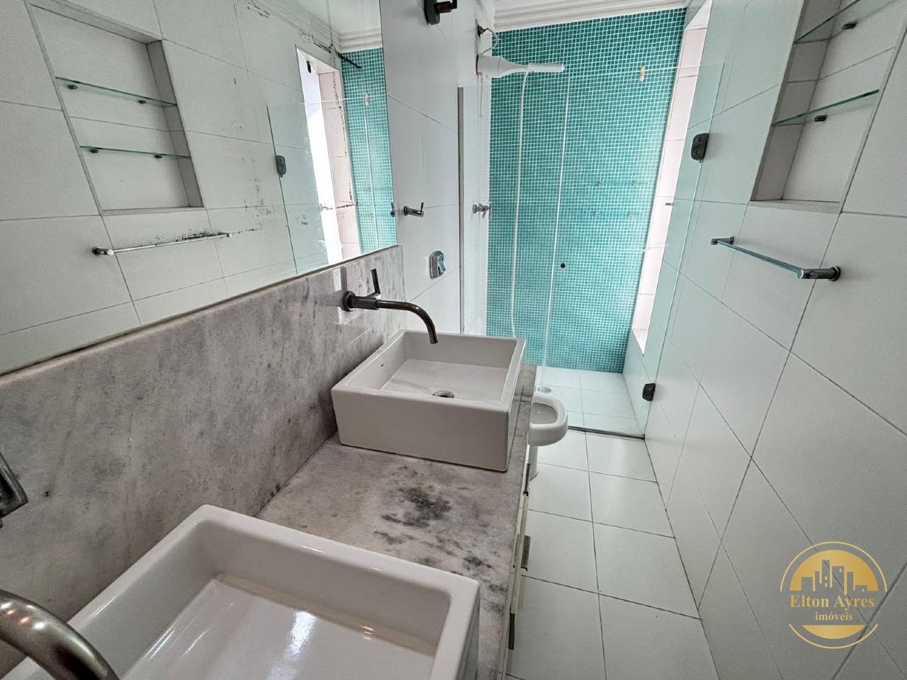 Cobertura à venda no Ponta da Praia: 