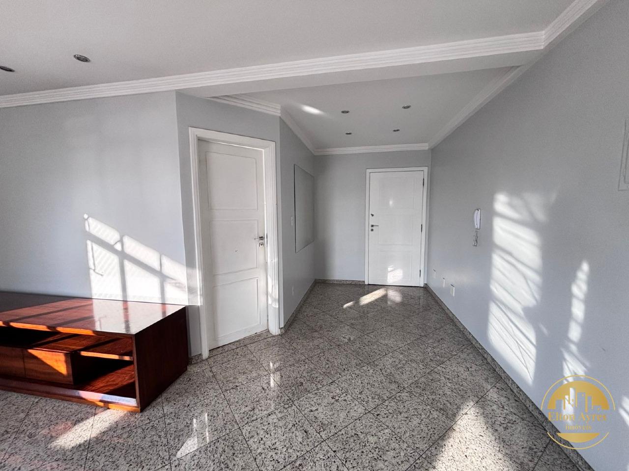 Cobertura à venda no Ponta da Praia: 