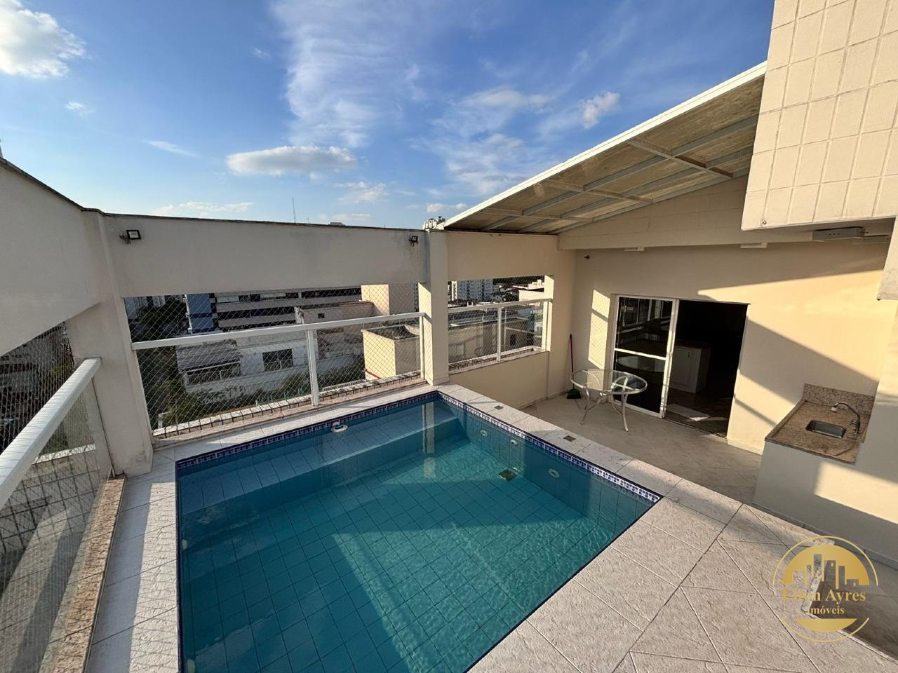 Cobertura à venda no Ponta da Praia: 