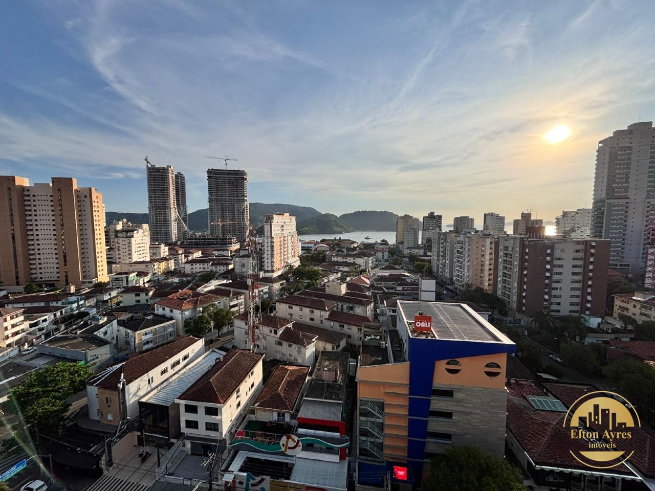 Cobertura à venda no Ponta da Praia: 