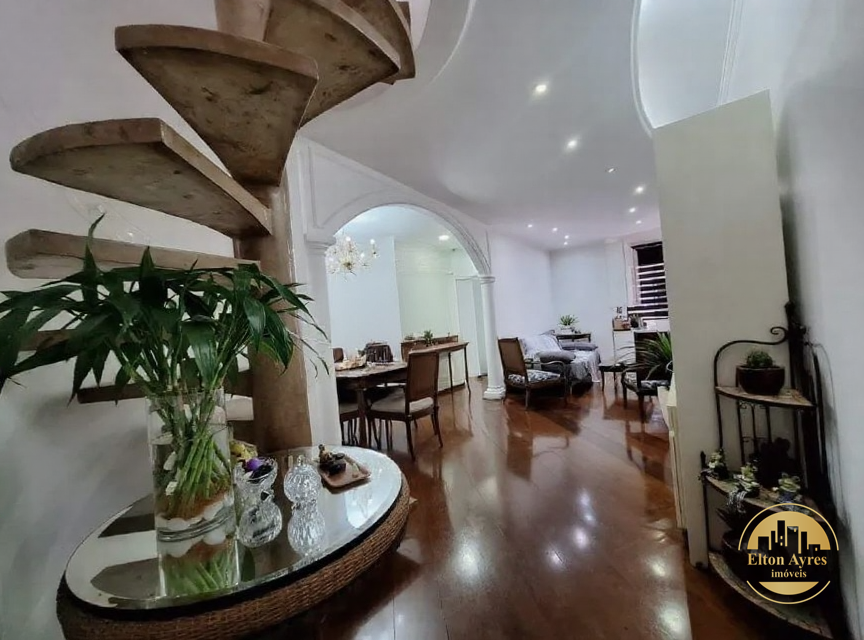 Cobertura à venda no Aparecida: 