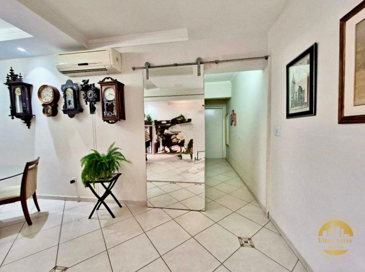 Apartamento à venda no Embaré: 