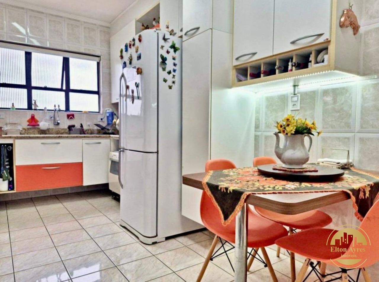 Apartamento à venda no Embaré: 