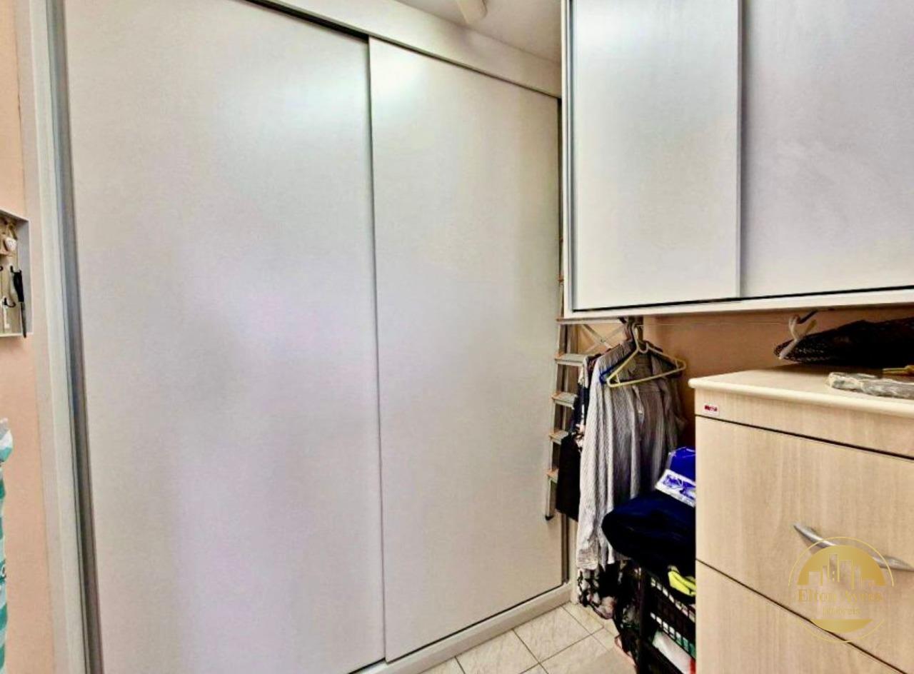 Apartamento à venda no Embaré: 