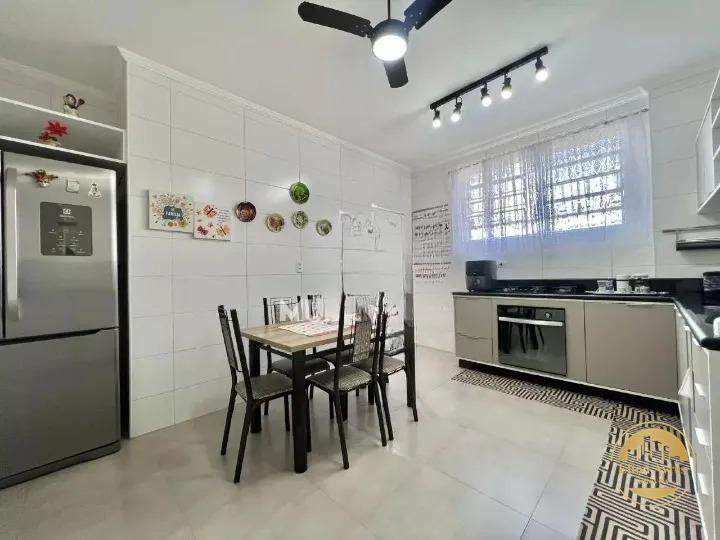 Apartamento à venda no Embaré: 