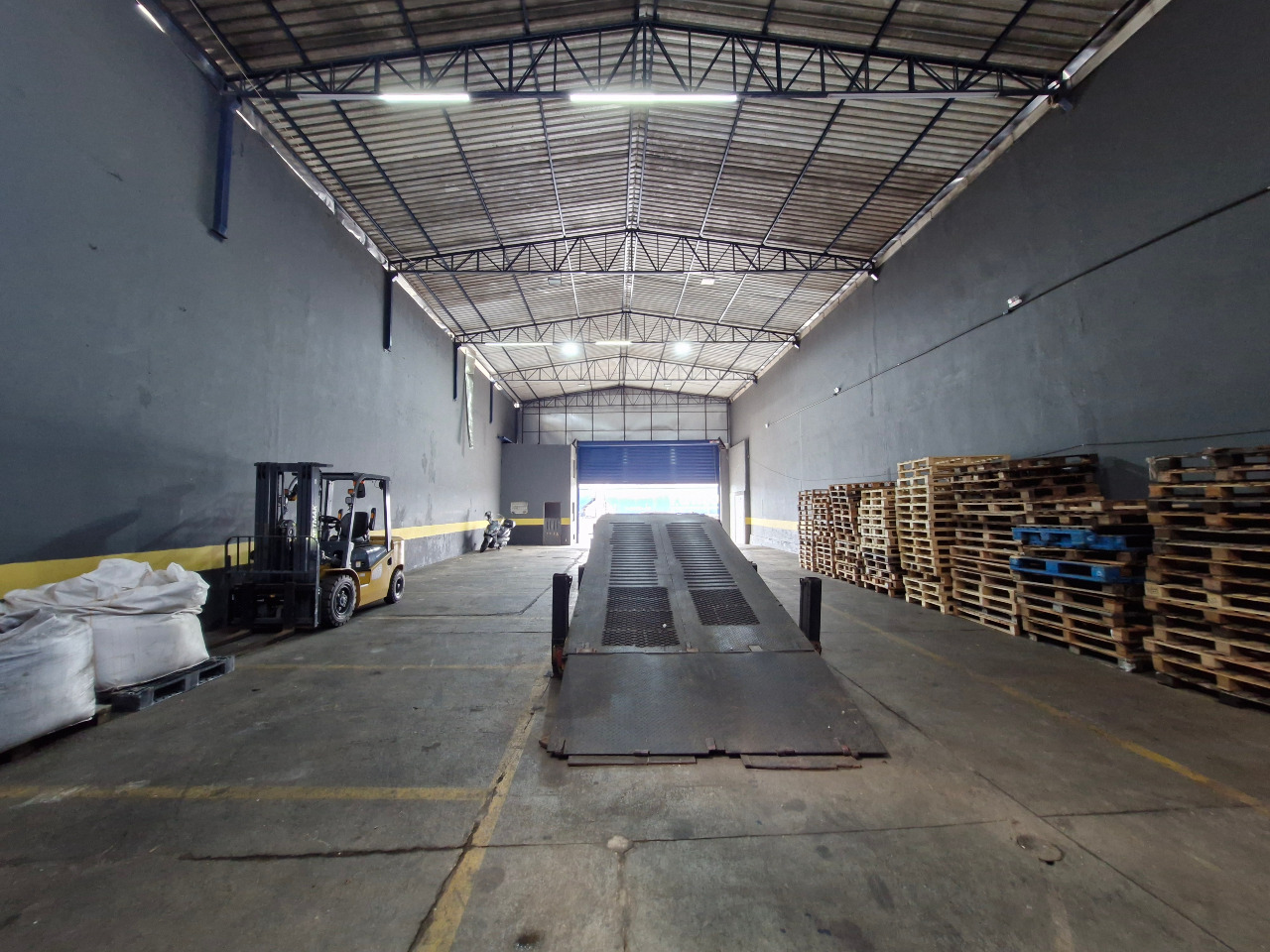 Galpão para aluguel no Paquetá: 