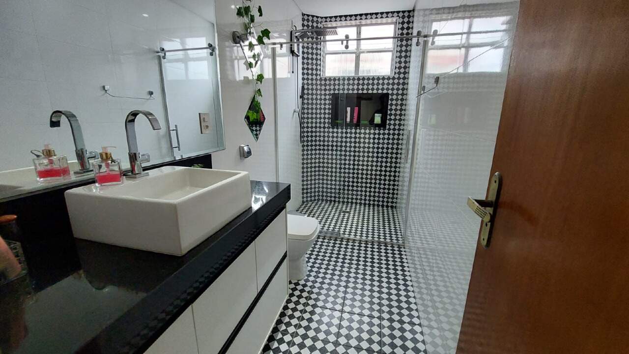 Apartamento à venda no Embaré: 