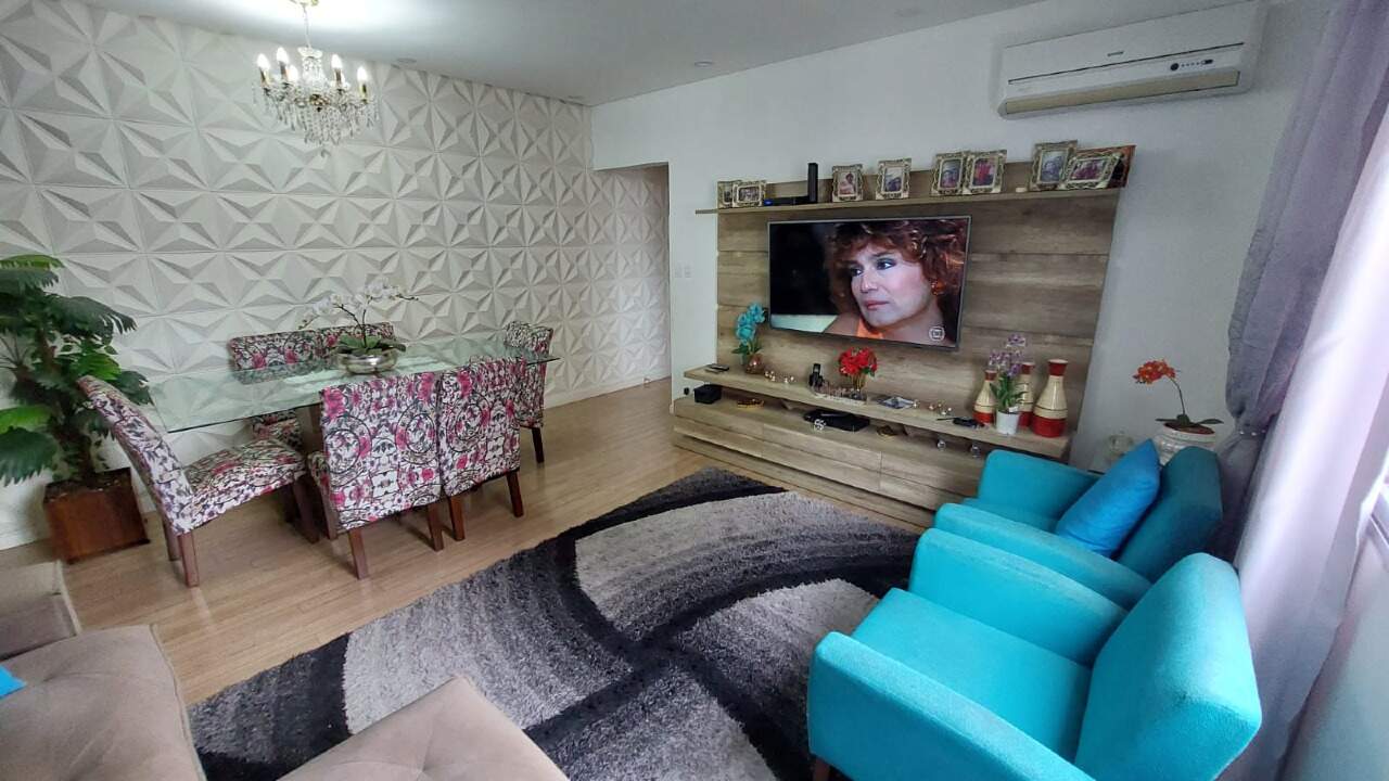 Apartamento à venda no Embaré: 