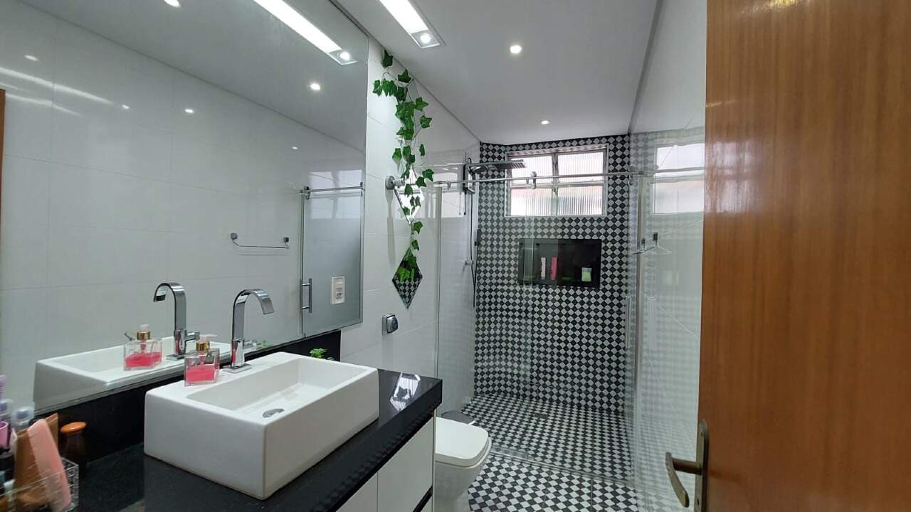 Apartamento à venda no Embaré: 