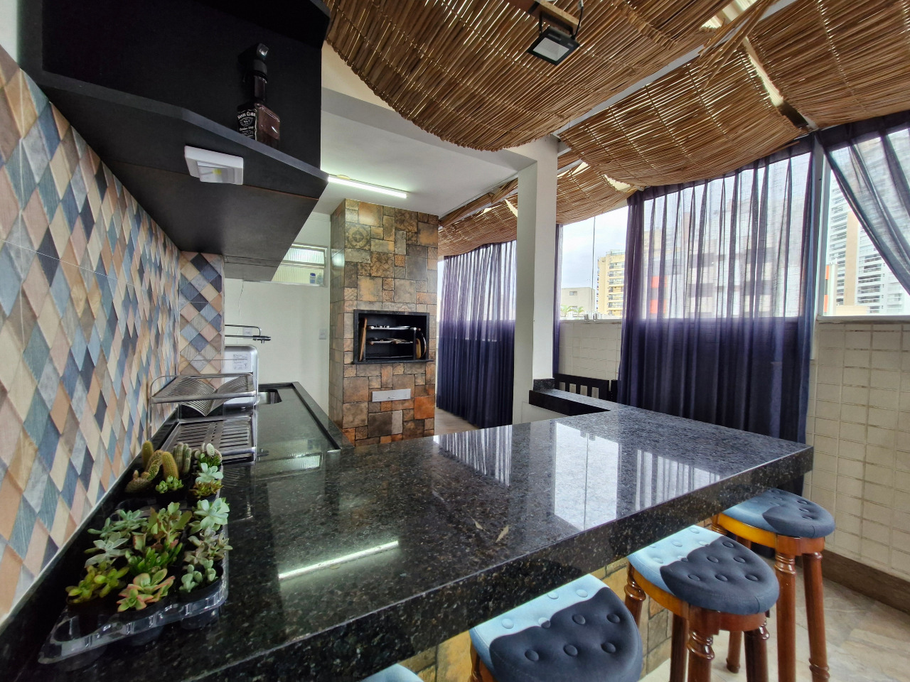 Cobertura à venda no Ponta da Praia: 