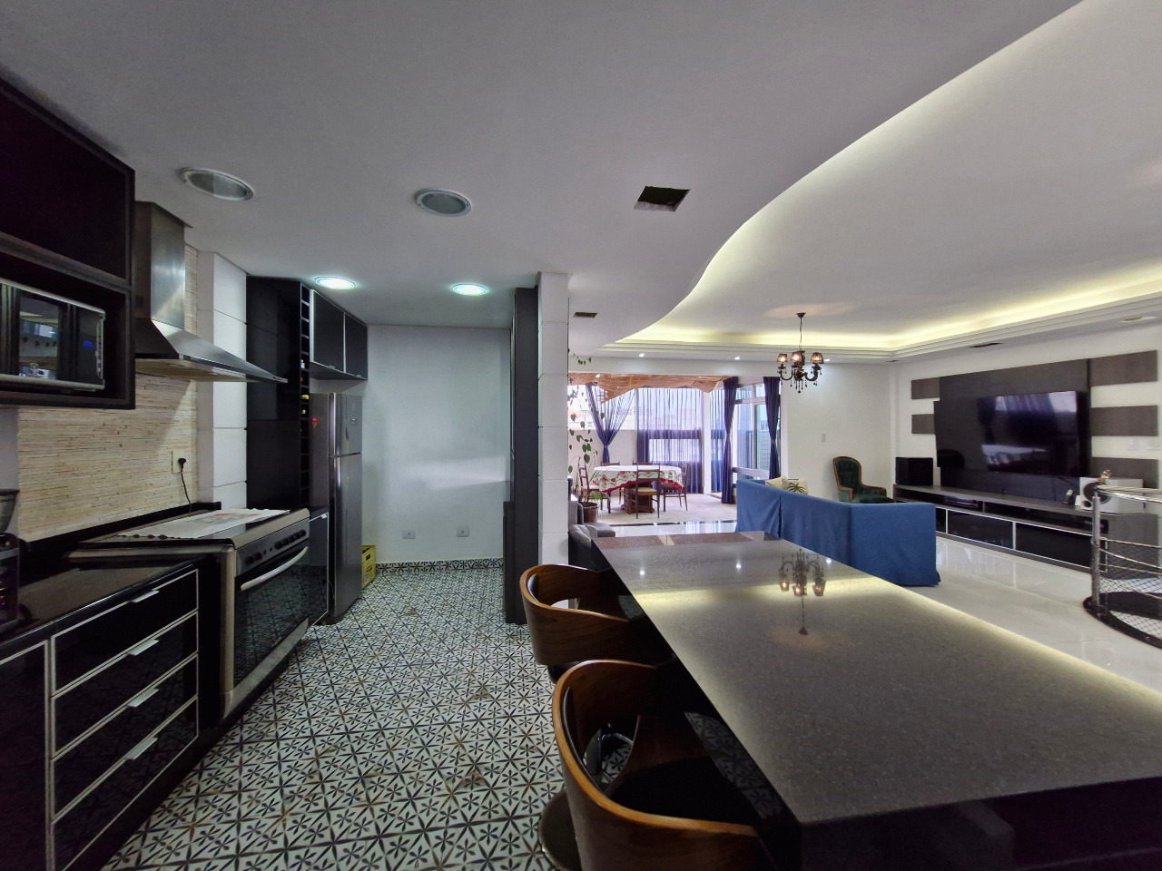 Cobertura à venda no Ponta da Praia: 