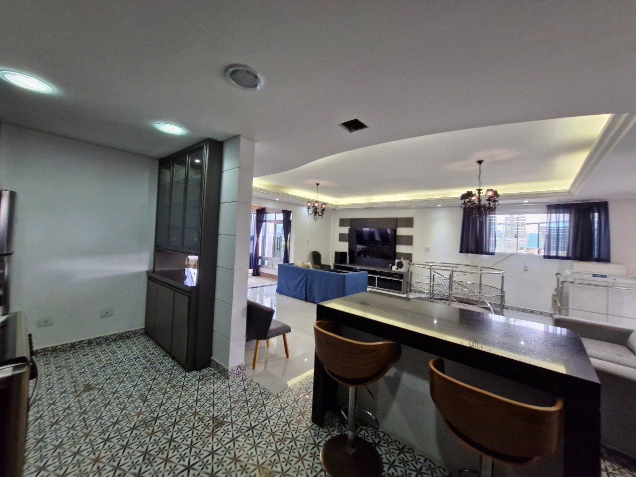 Cobertura à venda no Ponta da Praia: 