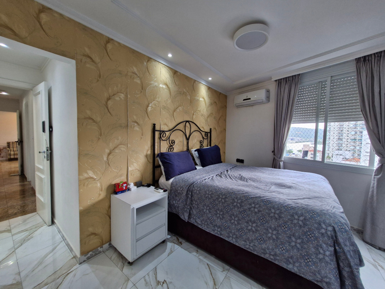 Cobertura à venda no Ponta da Praia: 