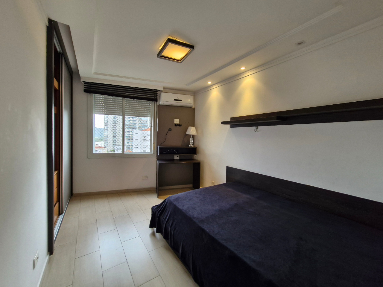 Cobertura à venda no Ponta da Praia: 