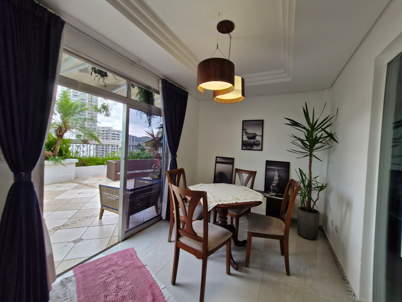 Cobertura à venda no Ponta da Praia: 