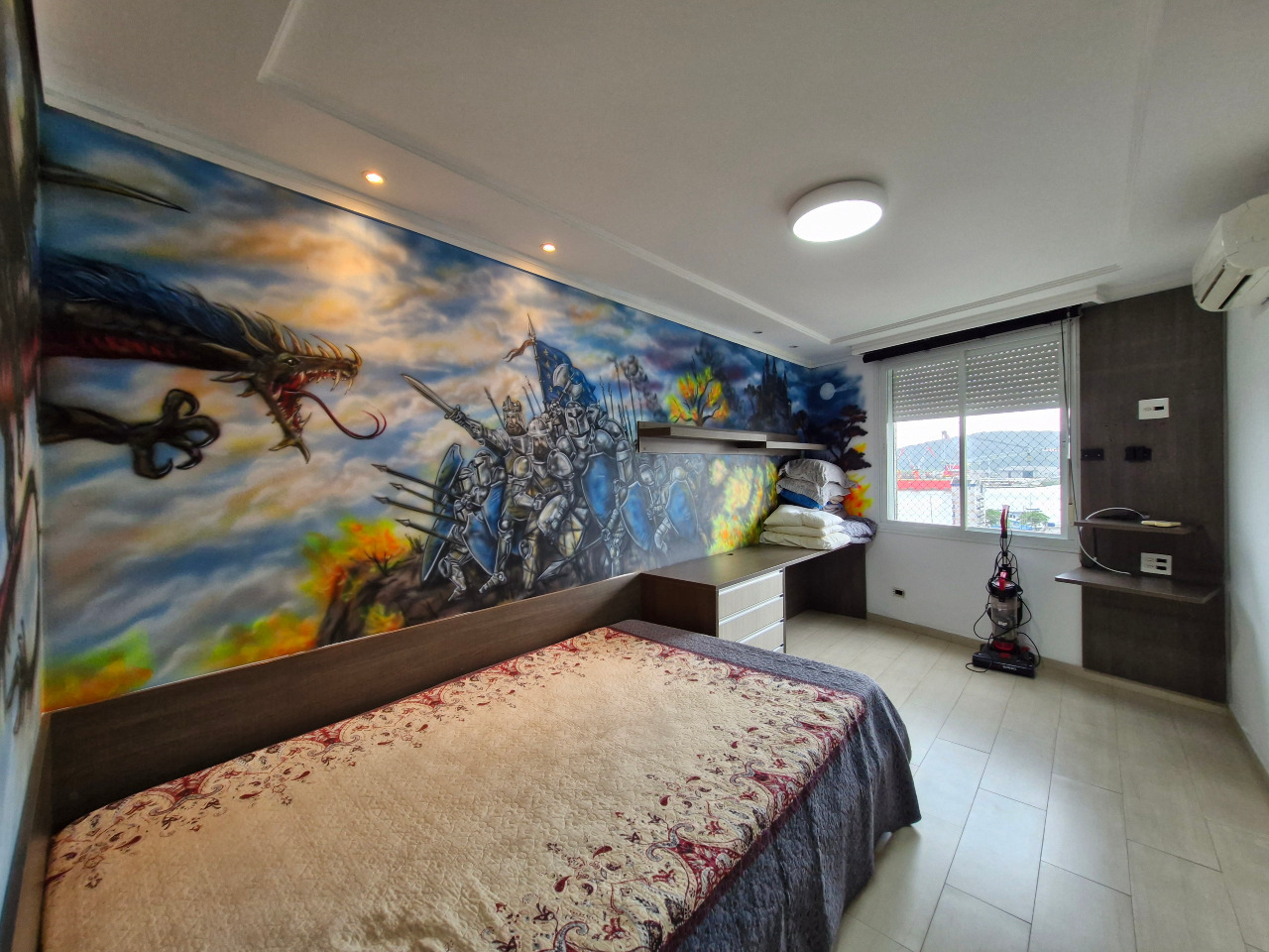 Cobertura à venda no Ponta da Praia: 