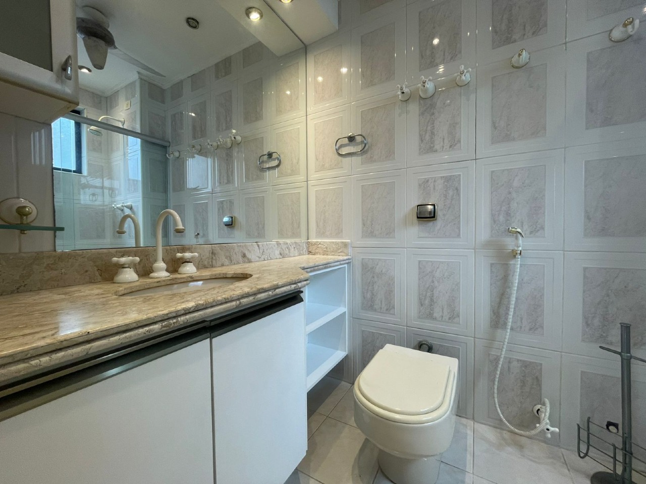 Apartamento à venda no Aparecida: