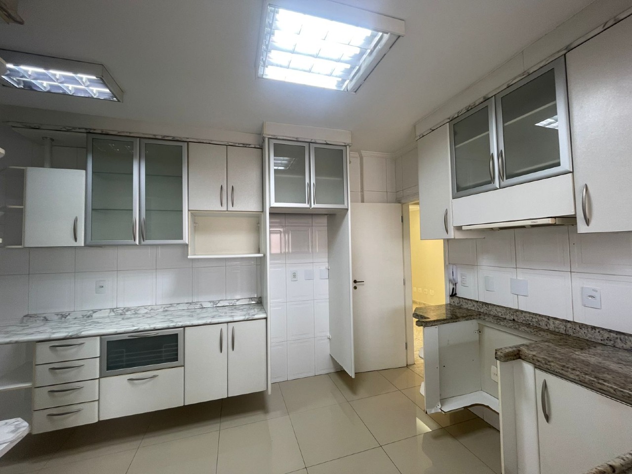 Apartamento à venda no Aparecida: