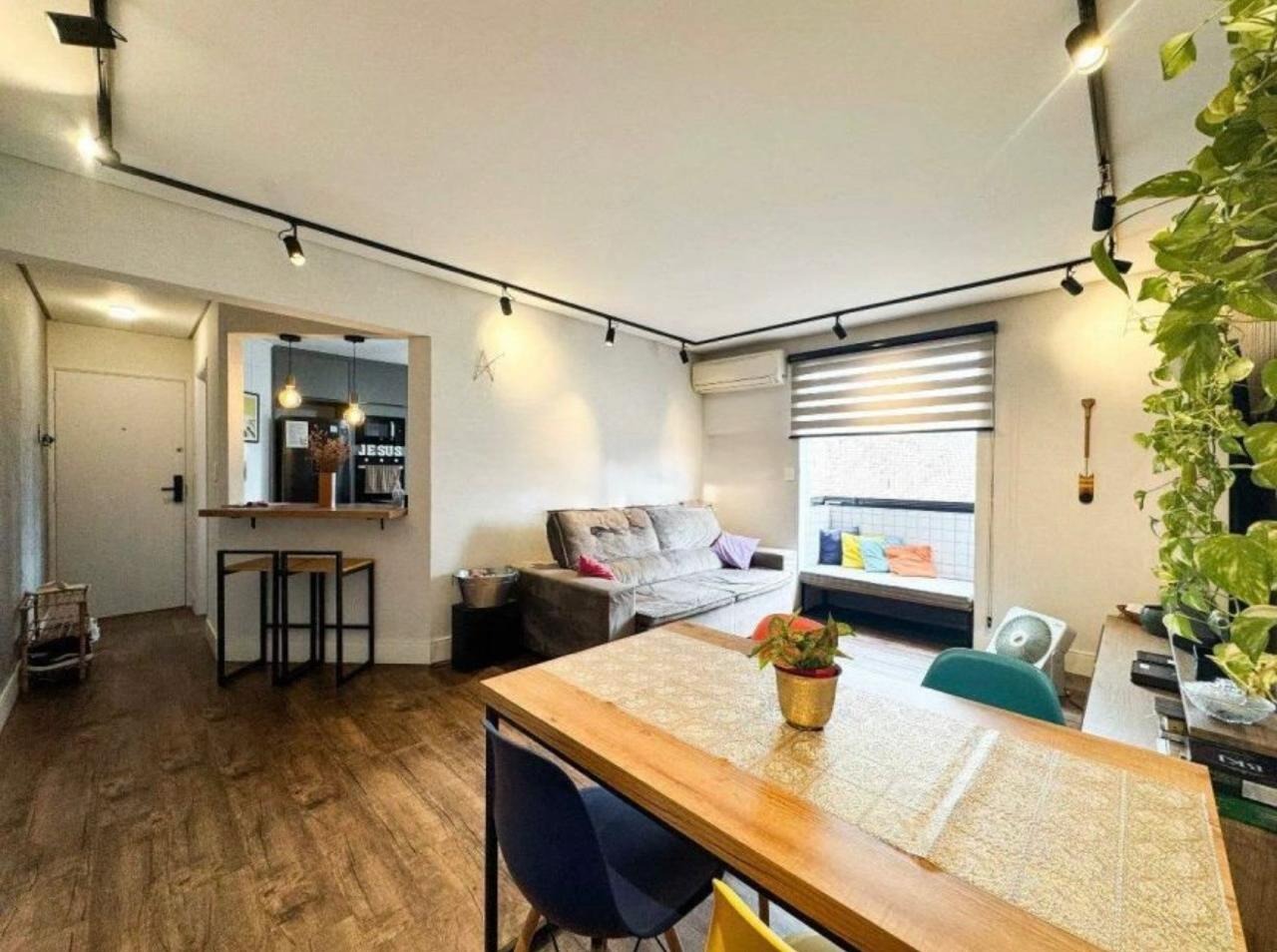 Apartamento à venda no Embaré: 