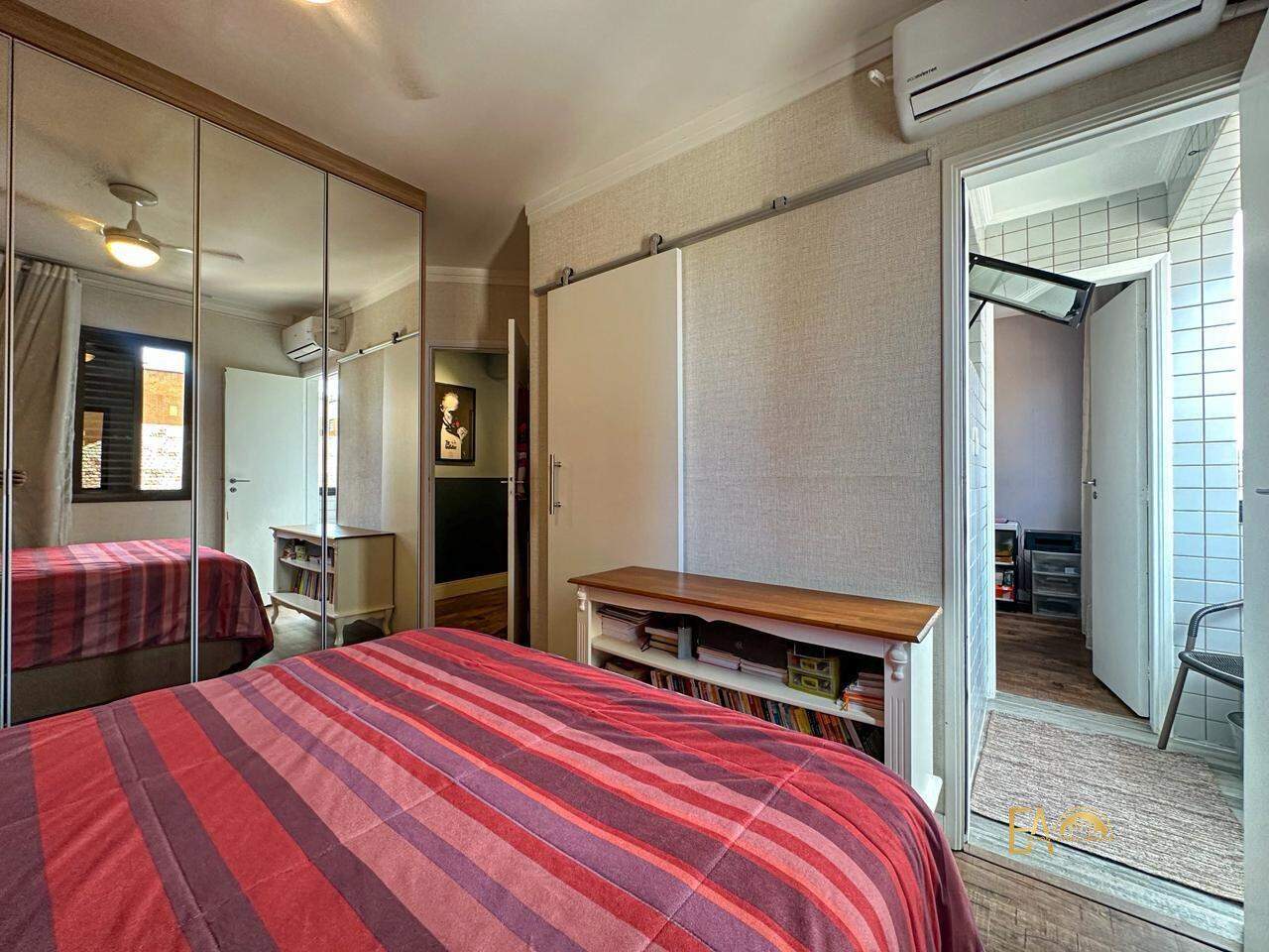 Apartamento à venda no Embaré: 